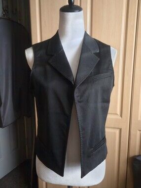 Chico's Women's Solid Black Collared Open Front Sleeveless Vest - Size 1